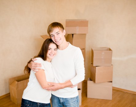 Primrose Hill moving service handling household items carefully