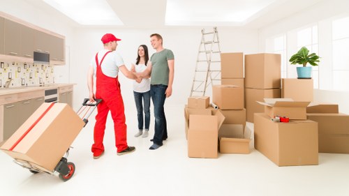 Moving truck service for homes in Primrose Hill