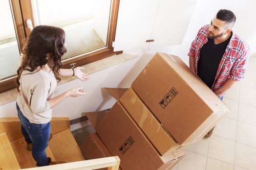 Local van service planning access for a Primrose Hill property